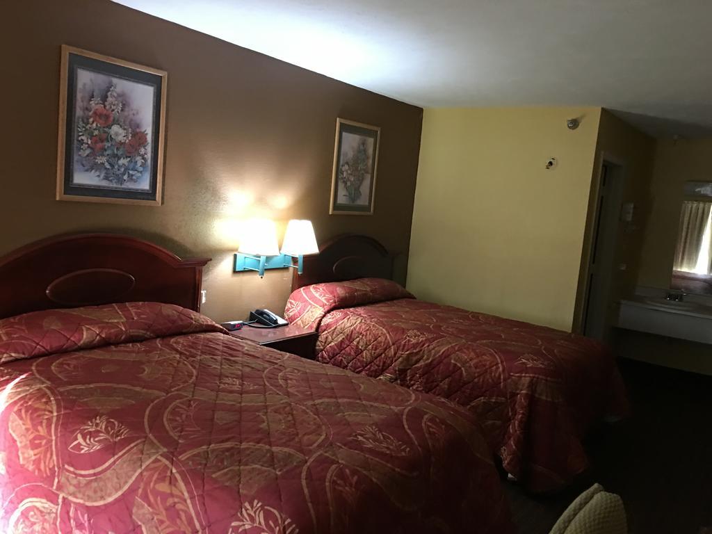 Relax Inn كانتون المظهر الخارجي الصورة